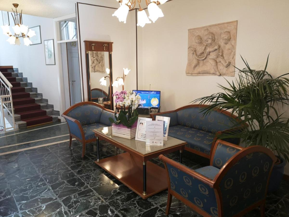 Hotel Villa Margherita Limone sul Garda Zewnętrze zdjęcie