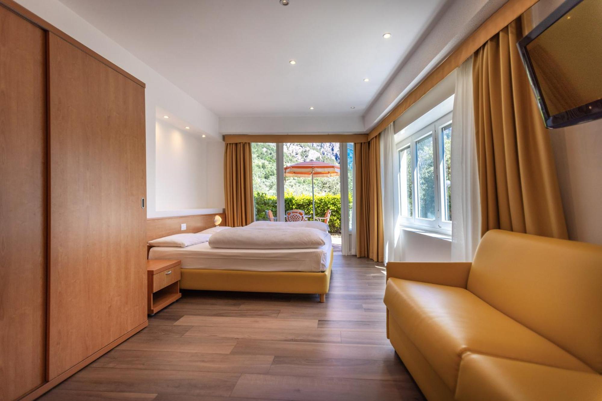 Hotel Villa Margherita Limone sul Garda Zewnętrze zdjęcie