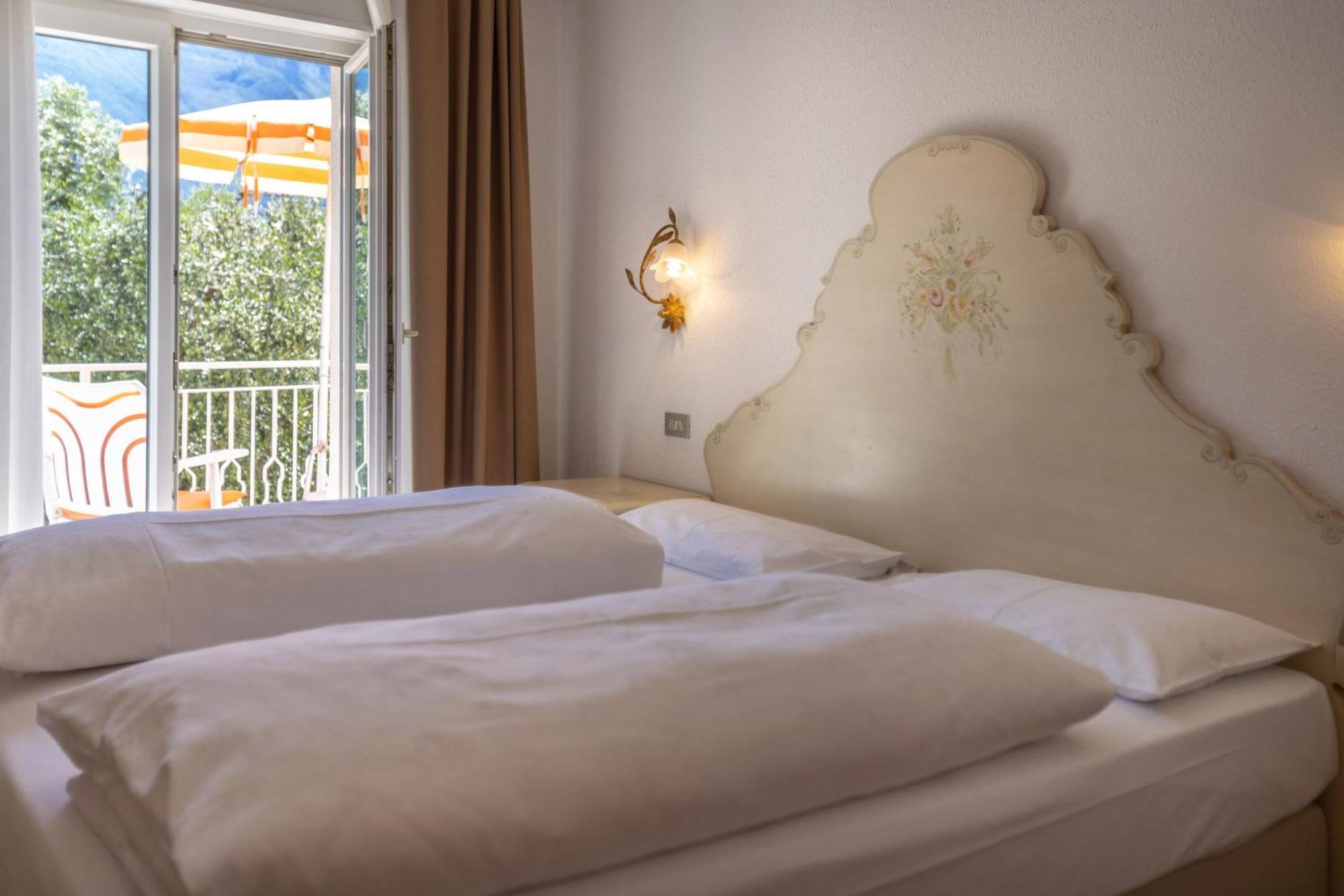Hotel Villa Margherita Limone sul Garda Zewnętrze zdjęcie