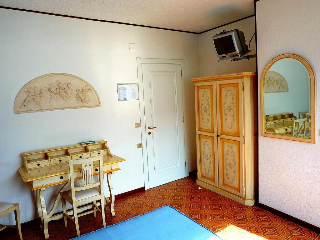 Hotel Villa Margherita Limone sul Garda Pokój zdjęcie